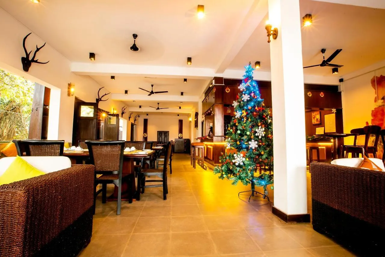 Hotel St.Lachlan Hotel&Suites Negombo