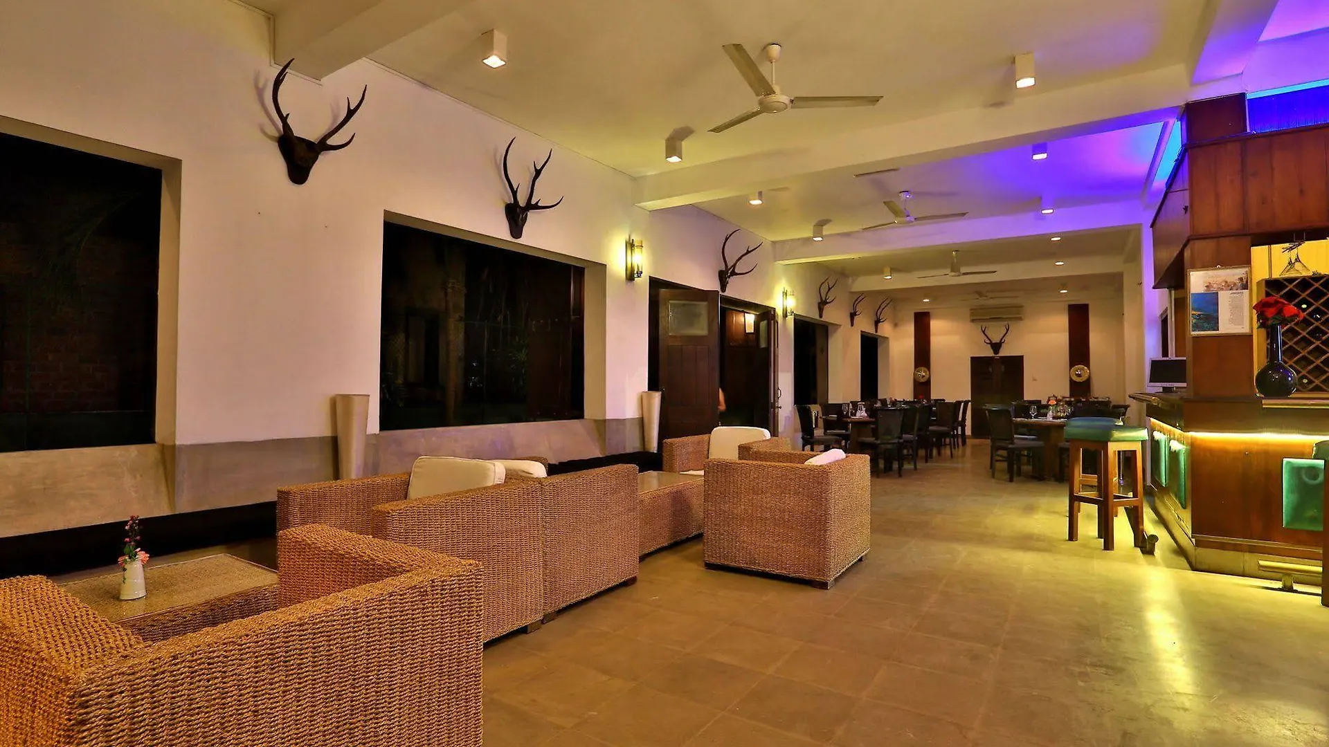 St.Lachlan Hotel&Suites Negombo